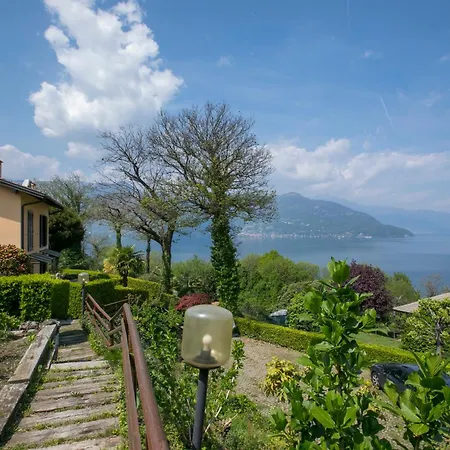 Due Laghi Apartment *