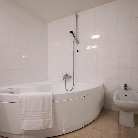 Due Laghi Apartment *